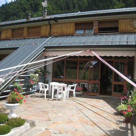 Casa Per Ferie Paola Di Rosa Hotell Arta Terme Eksteriør bilde