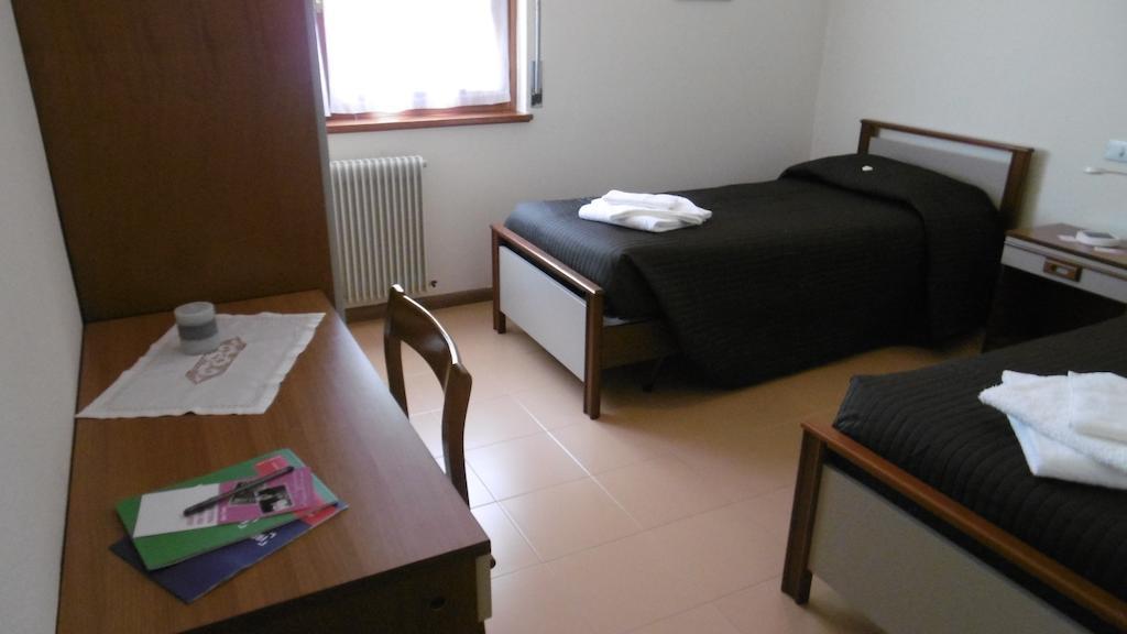 Casa Per Ferie Paola Di Rosa Hotell Arta Terme Rom bilde