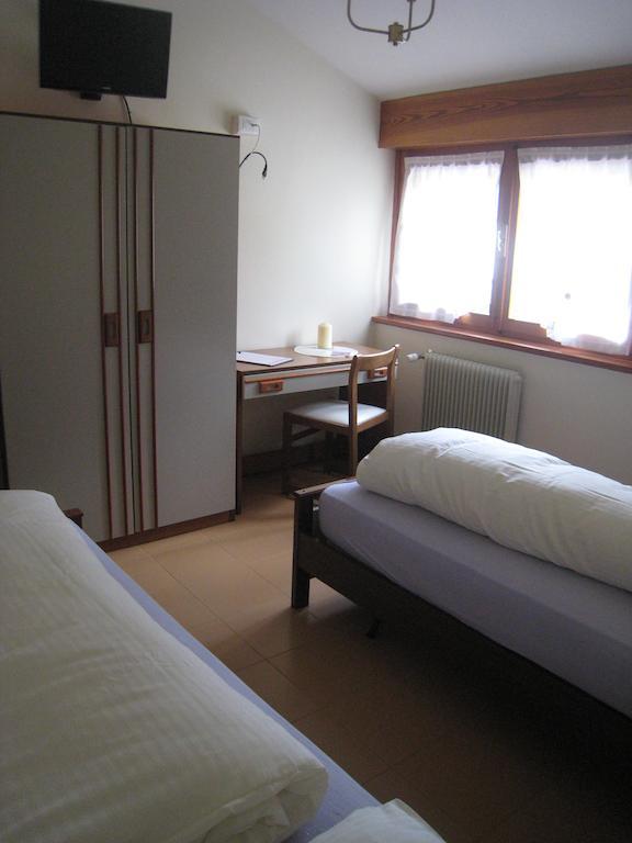 Casa Per Ferie Paola Di Rosa Hotell Arta Terme Rom bilde